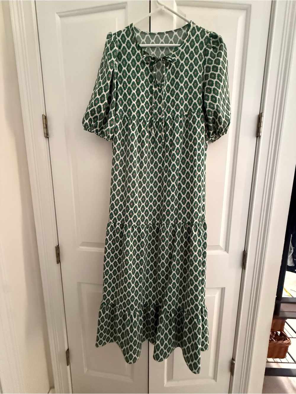 Cider Emerald Geometric Tie-Neck Maxi Dress - Picture 2 of 5